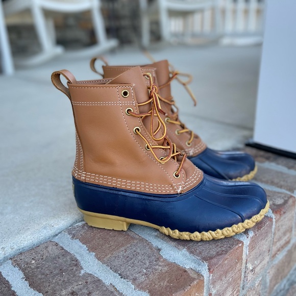 Women’s L.L. Bean Boots - Picture 2 of 6